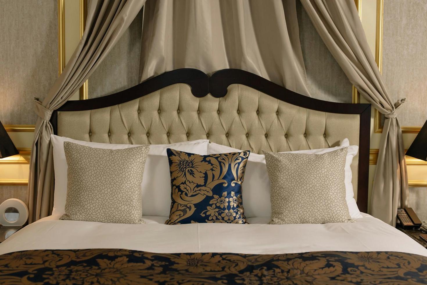 Standard Twin Guest Room
